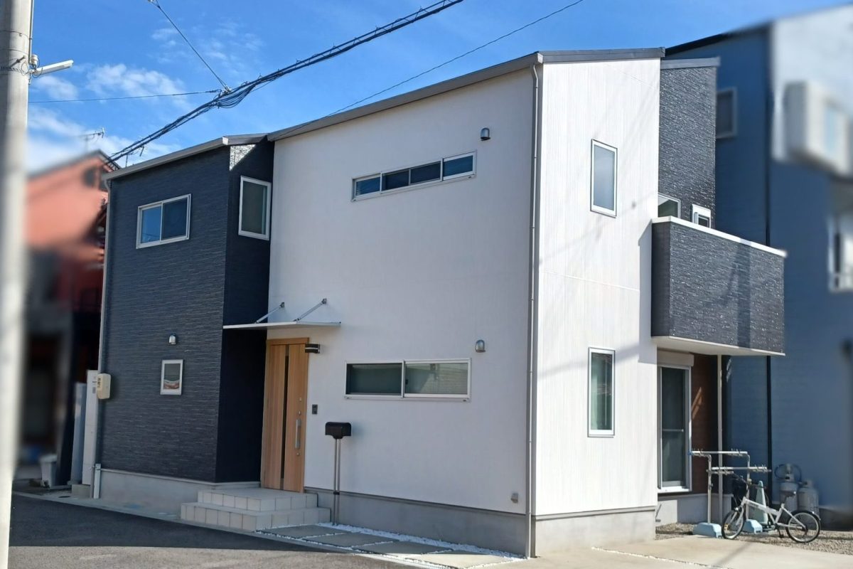 住宅塗装｜配色反転で白基調に。艶やか無機塗装で長く美しい外観