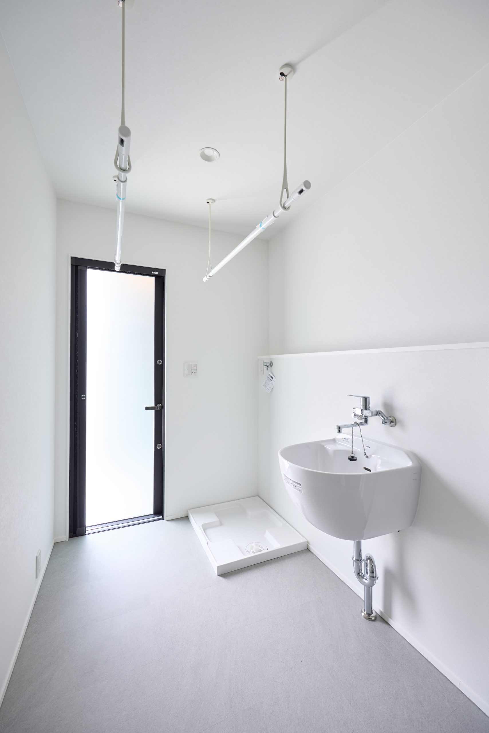 脱衣兼ランドリールーム