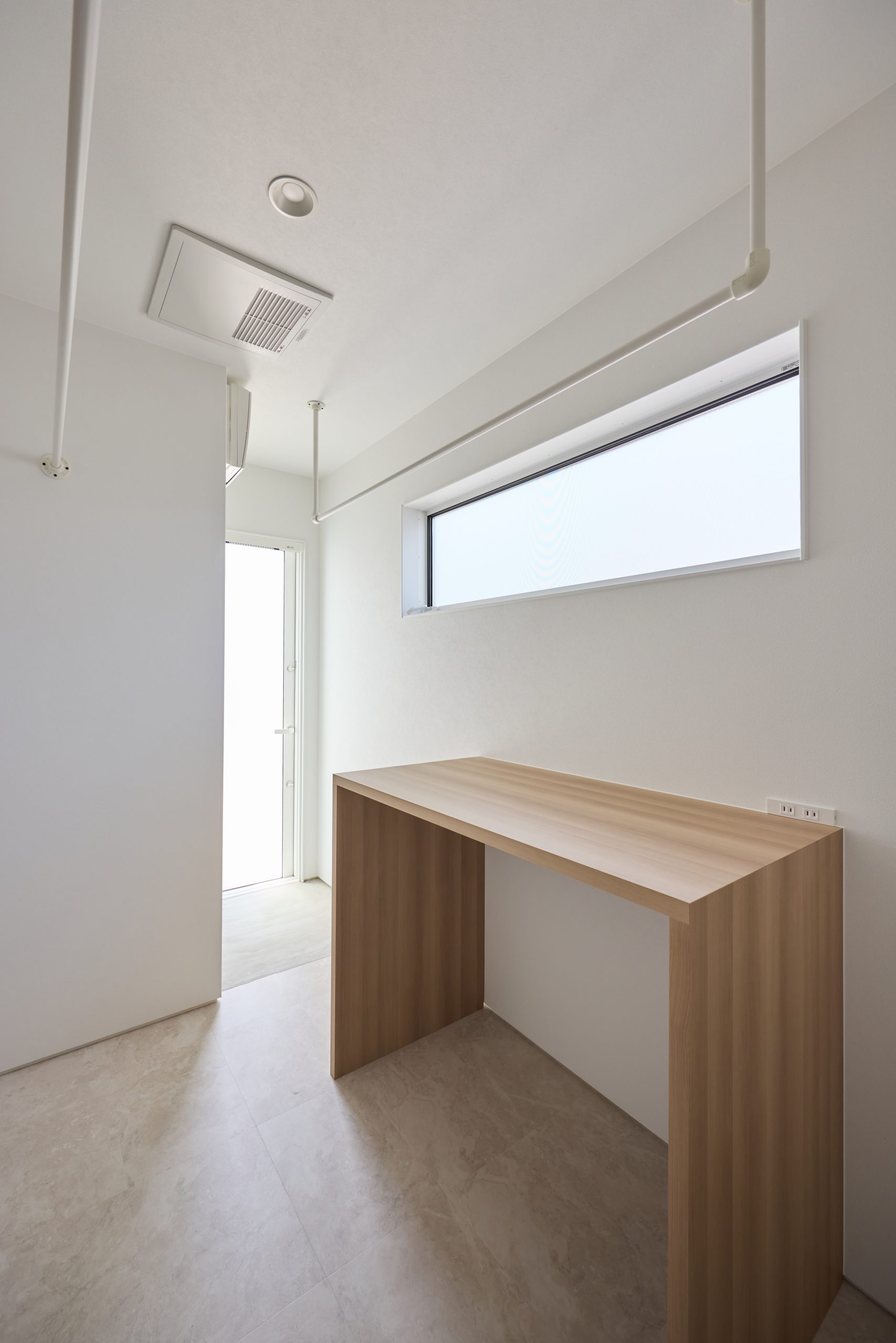 脱衣兼ランドリールーム