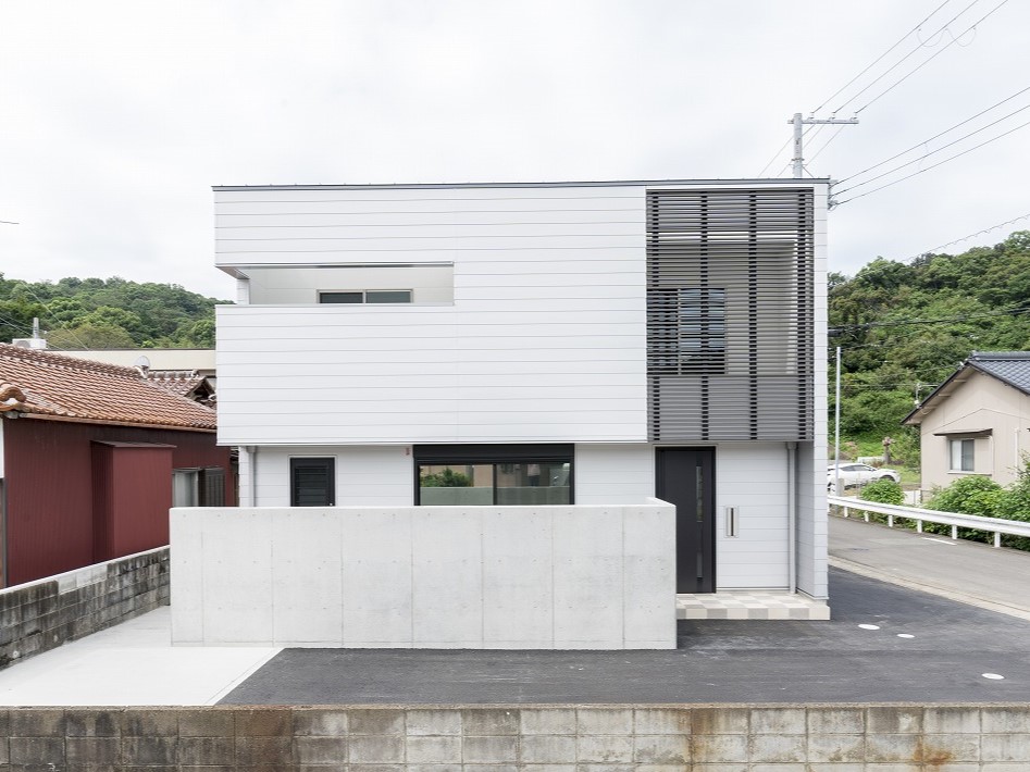 格子で魅せる外観