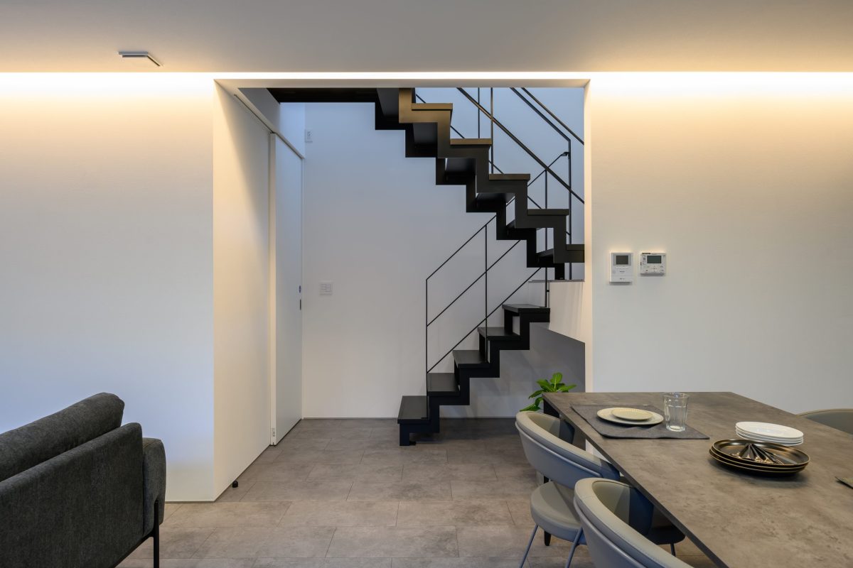 陰影の美しいホテルライクな家